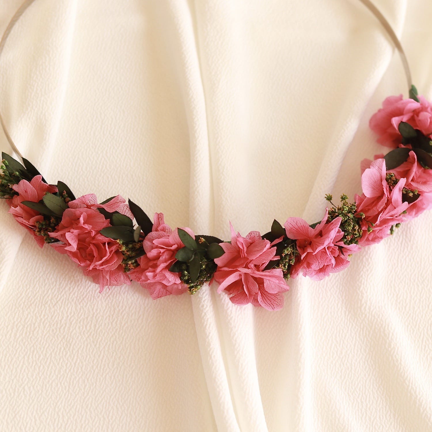 Agotamiento Industrializar tienda Cinturón con flores preservadas en color rosa fucsia